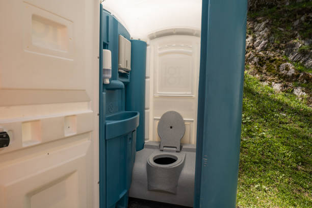 Best High-end porta potty rental  in Freeburg, IL